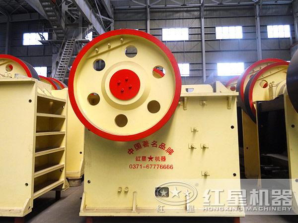 河南顎式破碎機(jī)廠家選購(gòu)指南 為何成為眾多用戶的不二之選？